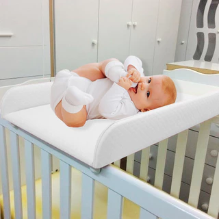 Trocador De Fraldas de Bebê Almofadado Cômoda/Milão Para Berço Corino Branco Liso - Pratikza