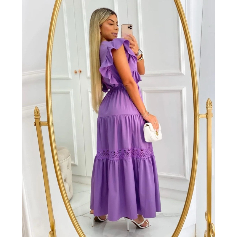 vestido longo verão 2024 com detalhes de renda