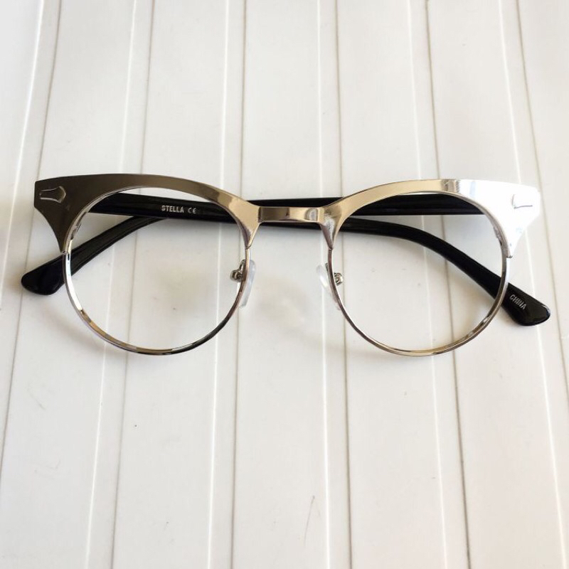 armacao de oculos unissex gatinho oval prateado