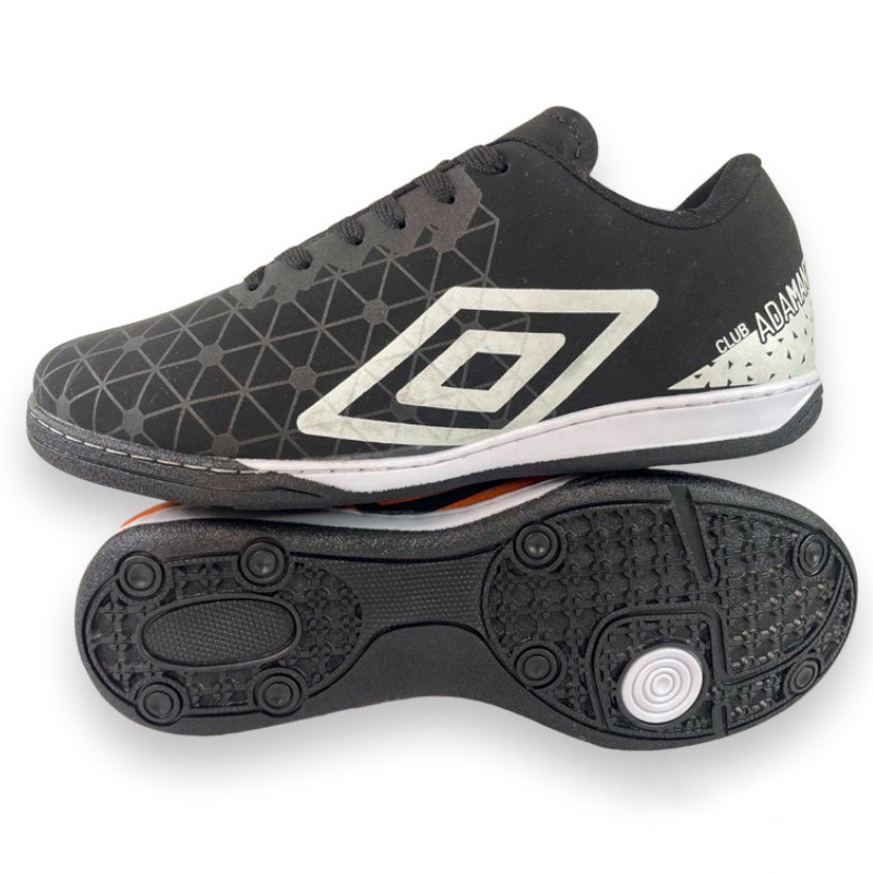 Chuteira Futsal Umb Quadra Salão Preto/Branco Sola Costurada