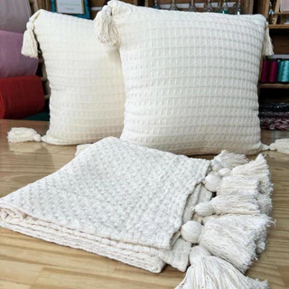 Kit Pompom Peseira Completo Para Cama Sofá ( Peseira + Capa De Almofada )