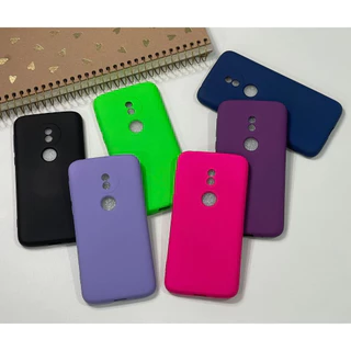 Kit Protetora Capa Capinha + Película 3D Motorola - G7 Play - Silicone Aveludado