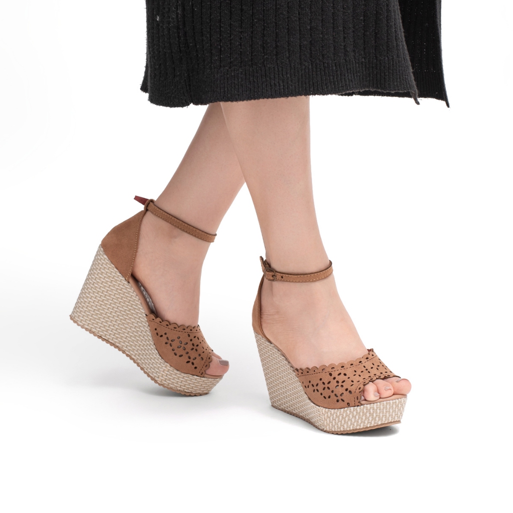 Sandália Plataforma Anabela SandÃ¡lia Social Sandalia Anabela