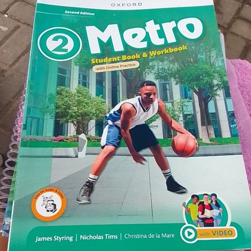 METRO 2 STUDENT BOOK & WORKBOOK | Shopee Brasil