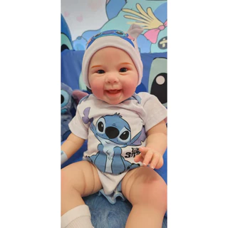 Bebê Reborn corpo todo em silicone acompanha itens e pode molhar