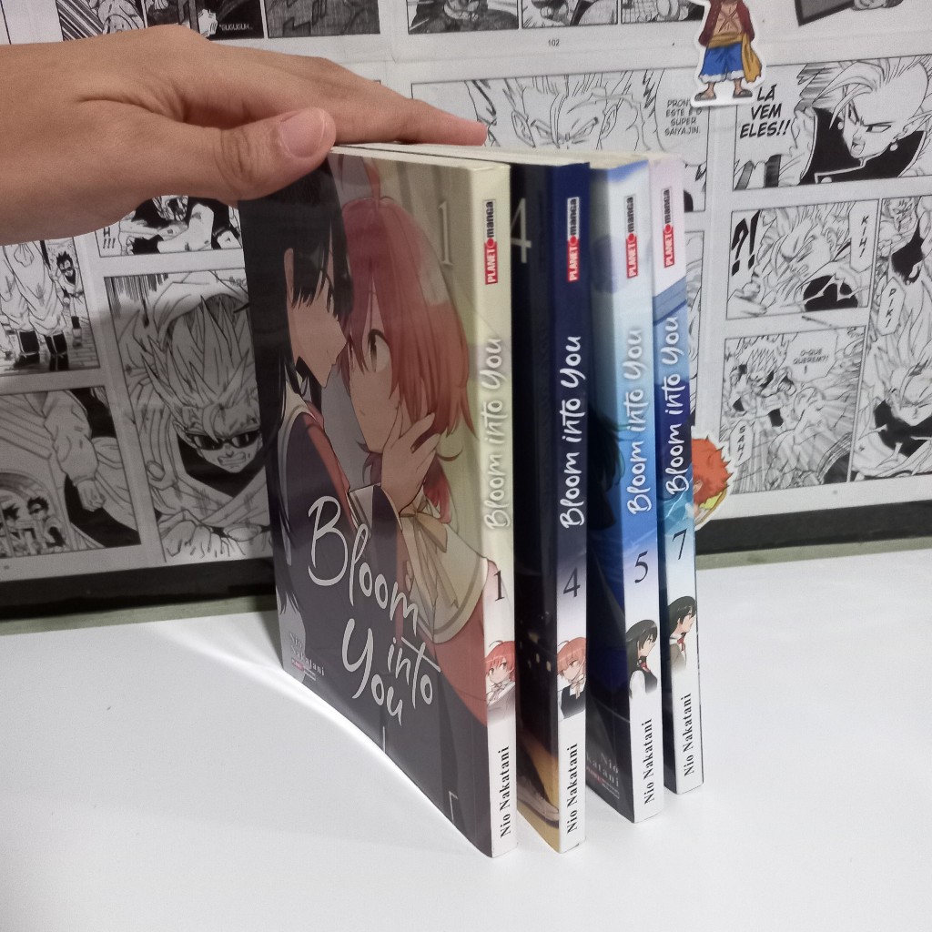 Mangá Bloom Into You volumes avulsos (leia o anúncio)