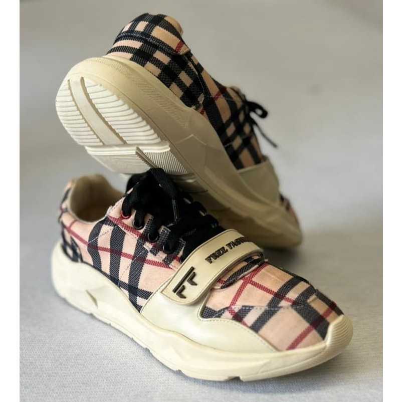 TENIS FREE BOOTS LANÇAMENTO 2024 XADREZ | Shopee Brasil