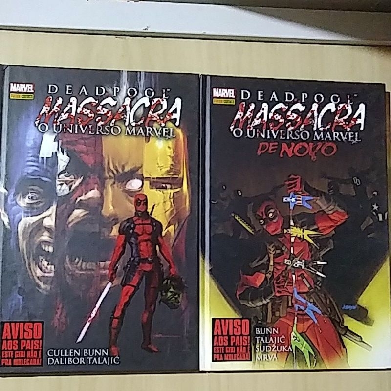 Combo 2 HQ Deadpool Massacra O Universo Marvel 1 e 2