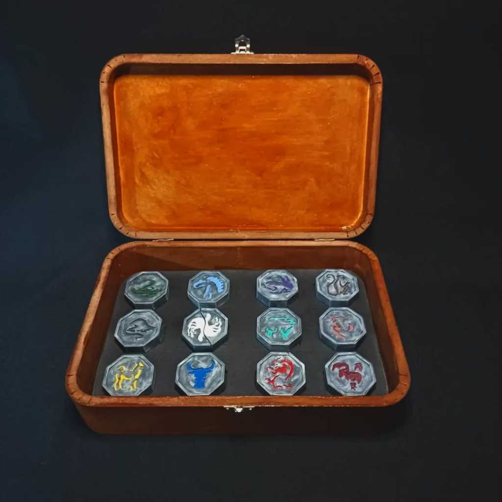 Talismãs do desenho As Aventuras de Jackie Chan.