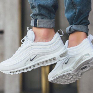 Tenis que brilha com best sale flash nike