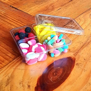 10 un Bandeja Petisqueira Quadrada 660ml c/ 4 Divisórias G544 Galvanotek em Oferta na Shopee
