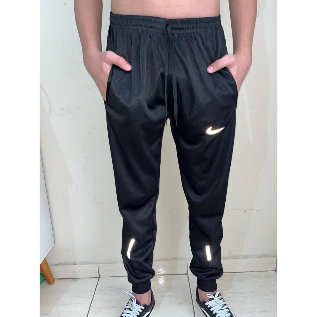 Calça de Moletom Nike Sportswear Jogger Air Flc Branca - Compre