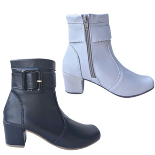 Bota feminina Fivela bico quadrado casual