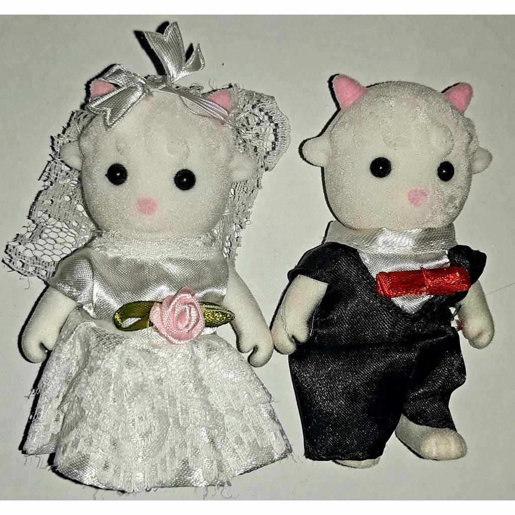 Bonecos e acessórios mini coelhos estilo Sylvanian Families Novidades