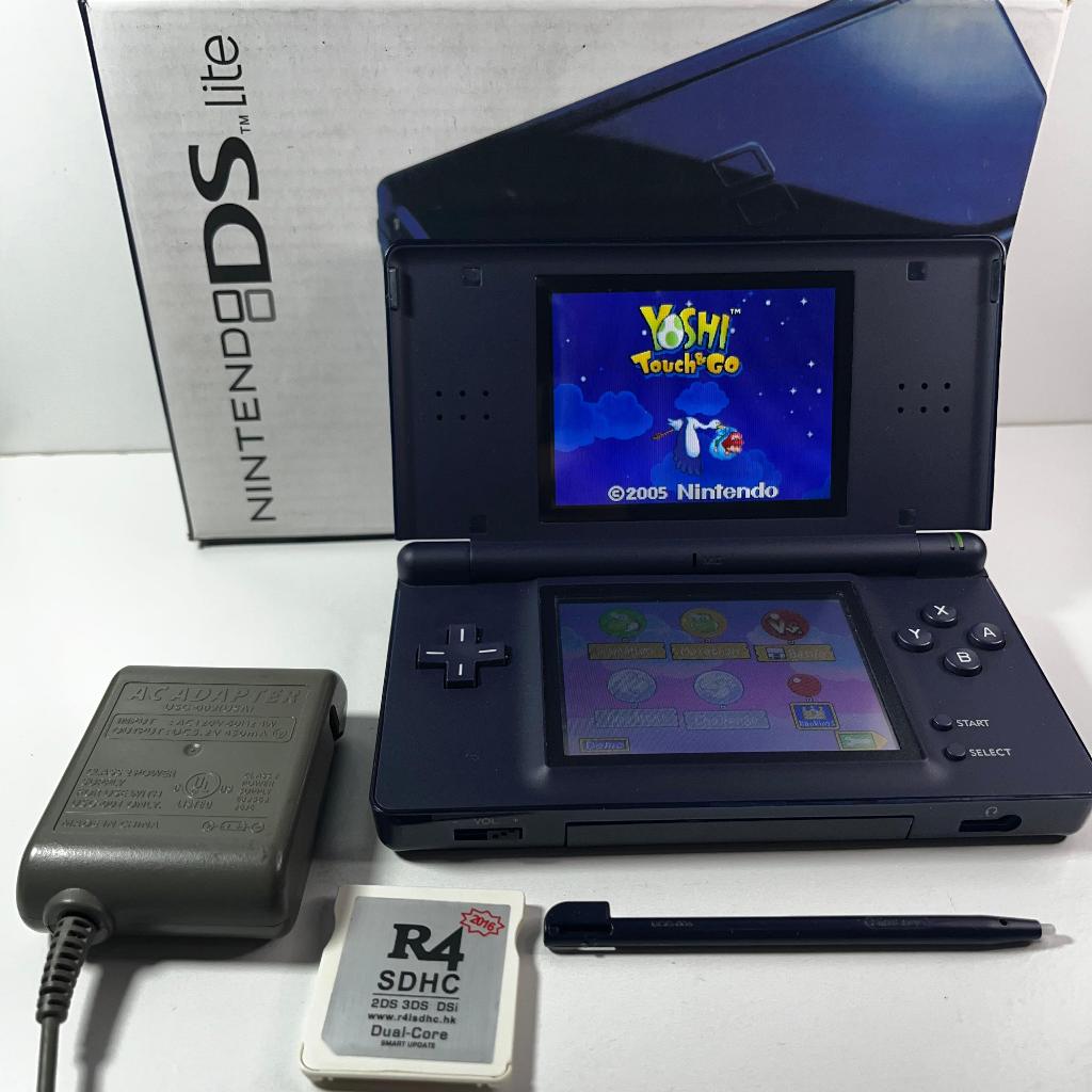 Nintendo DS Lite Azul Escuro + R4 1GB Com Jogos | Shopee Brasil