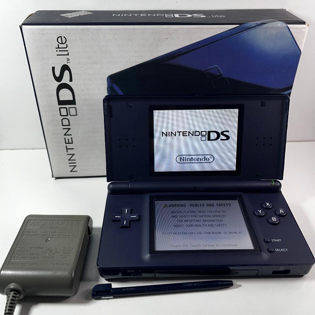 Nintendo DS Lite Azul Escuro + R4 1GB Com Jogos | Shopee Brasil