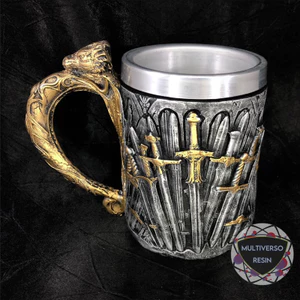 Caneca/Copo Trono de Ferro Espadas Game of Thrones Guerra dos Tronos 3D resina Série Livro Medieval