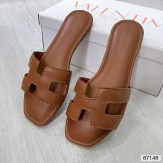 Sandália feminina chinelo hermes tendência 5050 couro sintético lançamento Valentim caramelo marrom