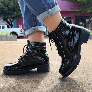 Bota Coturno Feminino Verniz Salto Médio Confortável Casual Elegante