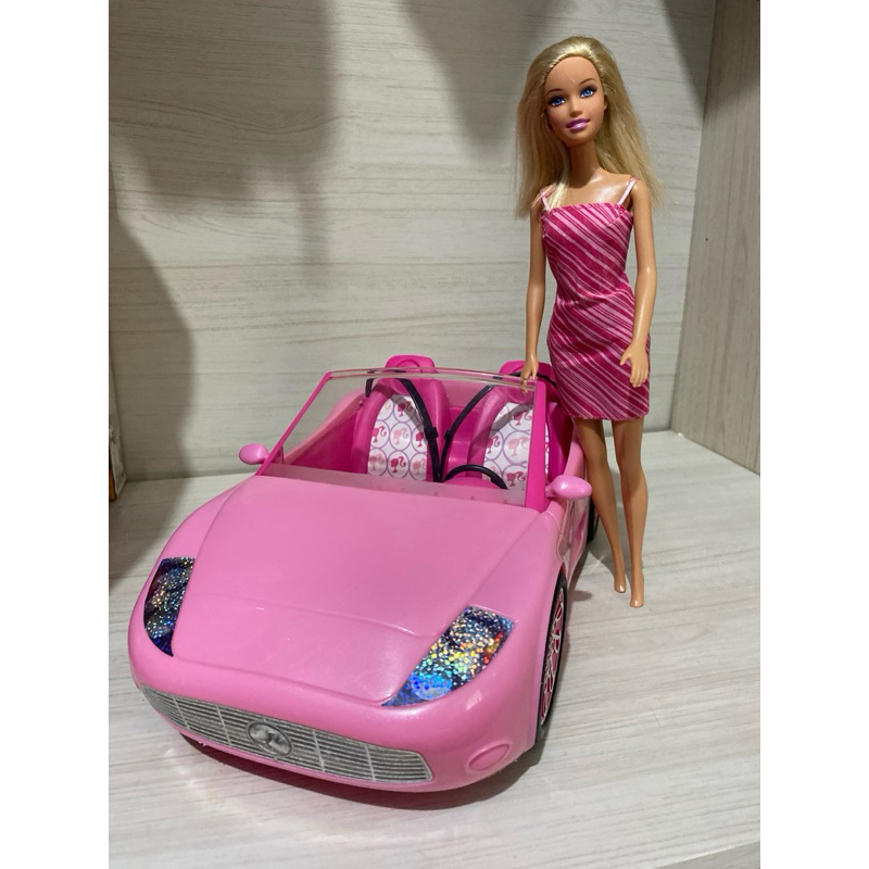 Barbie store glam car