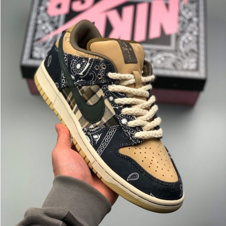 Alta Qualidade Nike Travis Scott x Nike SB Dunk Low Cashew Flower Homens Mulheres Sapatos..