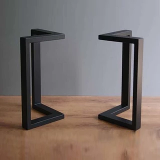 Pés de mesa estilo industrial "V"