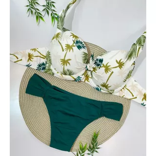 Biquíni top bojo, cor branco/verde, conjunto, estampa florida, moda praia, piscina, lazer, natação