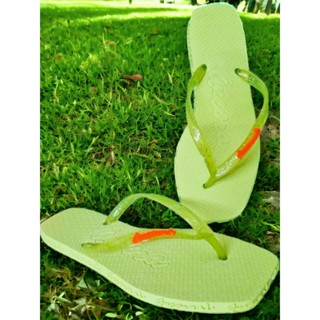 Kit 2 Pares Chinelo Feminino Do 34 Ao 40 Confortável Envio Imediato Mulher Casual Moda Praia Blogueira Promoção Chinela Feminina Femenino Decorado Pedraria Quadrada Quadrado Papete Rasteira Rasteirinha Branco Preto Rosa Verde 08 01