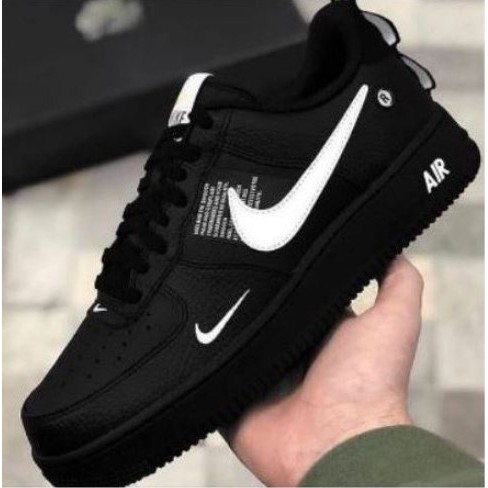 Nike clearance preto baixinho