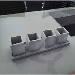 Centro de Mesa Quadrado Fine com Base Retangular Long TK MALEOGA