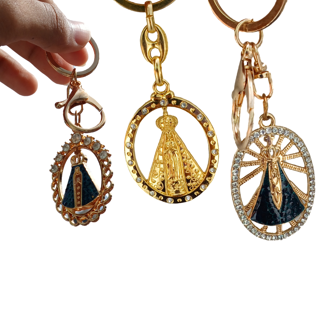 Chaveiro Nossa Senhora Aparecida com Pedras Dourado e Colorido Feito em Aparecida