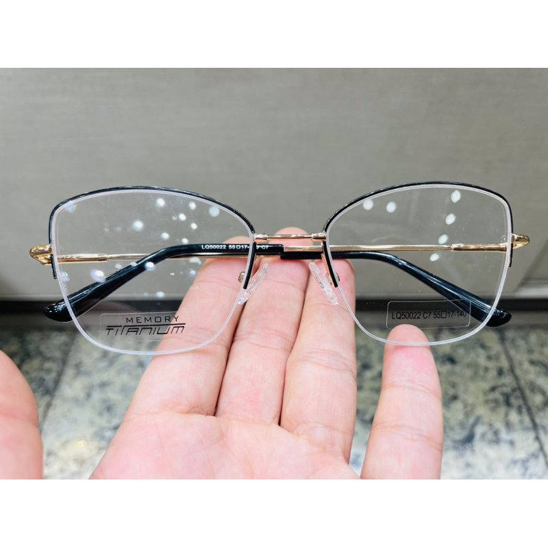Óculos feminino de titânio armação de grau leve e flexível LQ50022