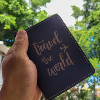 Porta Passaporte Personalizado em Couro Sintético