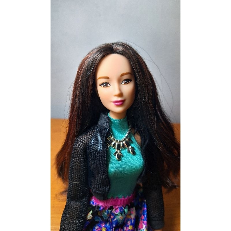 Boneca Barbie Style Glam Night Neko