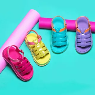 Papete Infantil Baby Sandalinha de Criança Lançamento