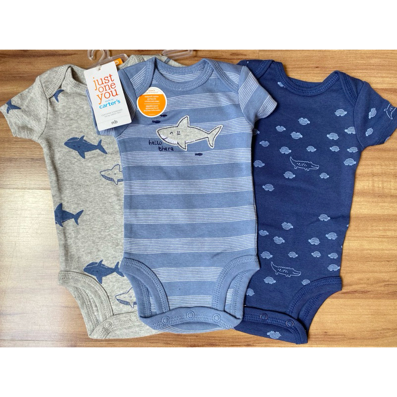 Camiseta Gap Menino Tubarão - Mamanhê Store - Roupas e Acessórios Infantis