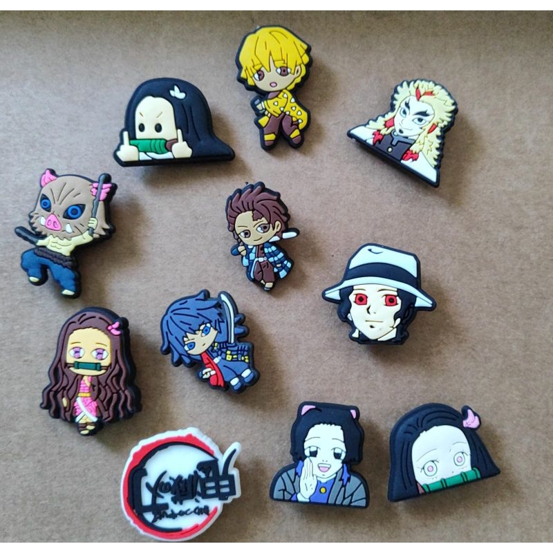 Pin Crocs Demon Slayer/ Tanjiro Kamado/ Nezuko Kamado/ Inosuke ...