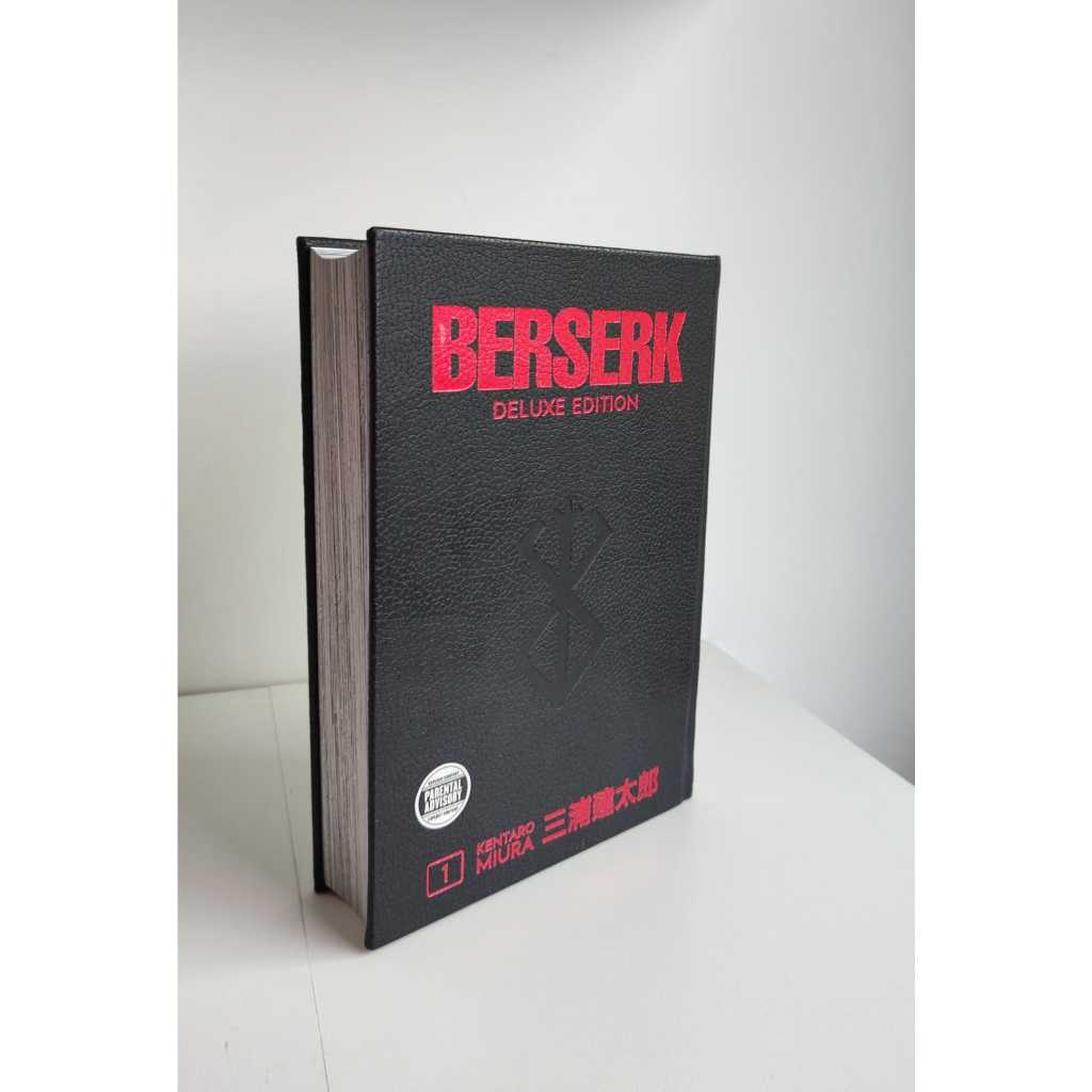 Mangá Berserk Deluxe Volume 1 em Inglês