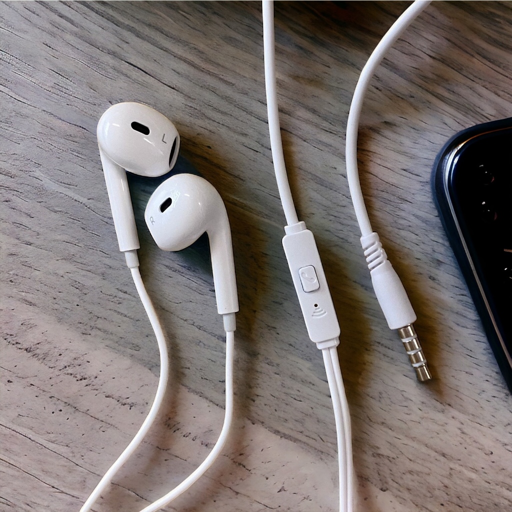 Fone De Ouvido Com Fio e Microfone Fone Iphone P2
