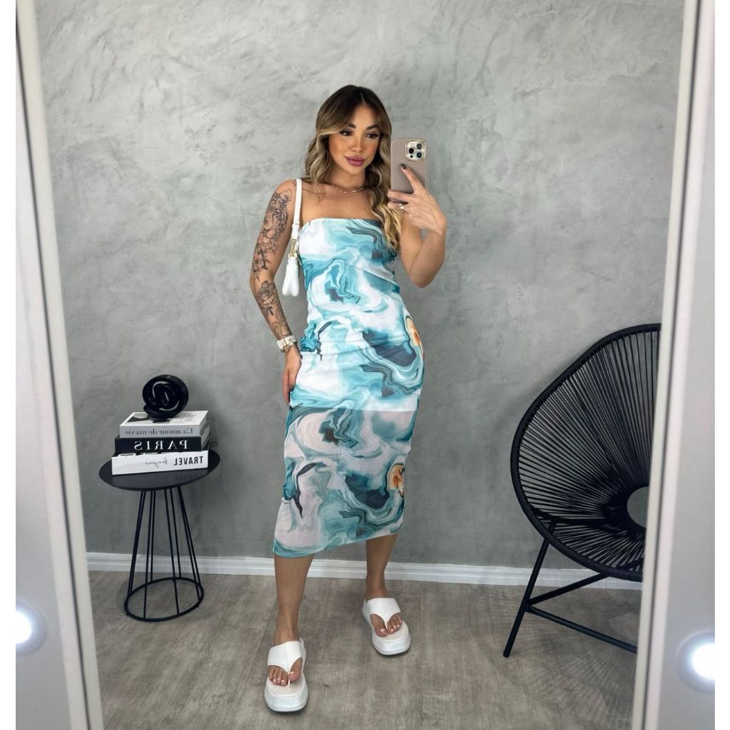 Vestido Blogueira Estampado com Bojo em Tule Marmorizado Tye Die ...