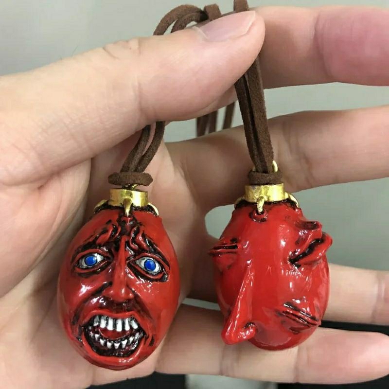 Colar Behelit Vermelho/Ovo do Rei berserk