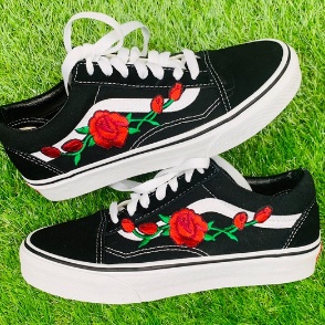 Vans com flor store vermelha