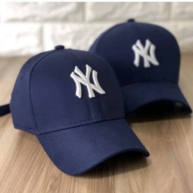 Bonés Promocionais em Diferentes Designs