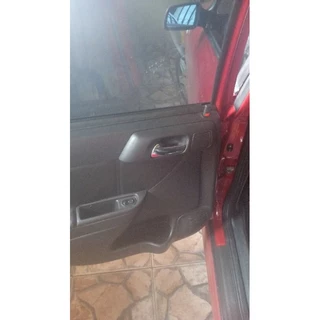 Moldura porta traseira esq, GM astra.