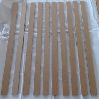 Ripas De Madeira Mdf Cru Espessura 3mm Boiserie Quardro 10 Peças 95x3cm