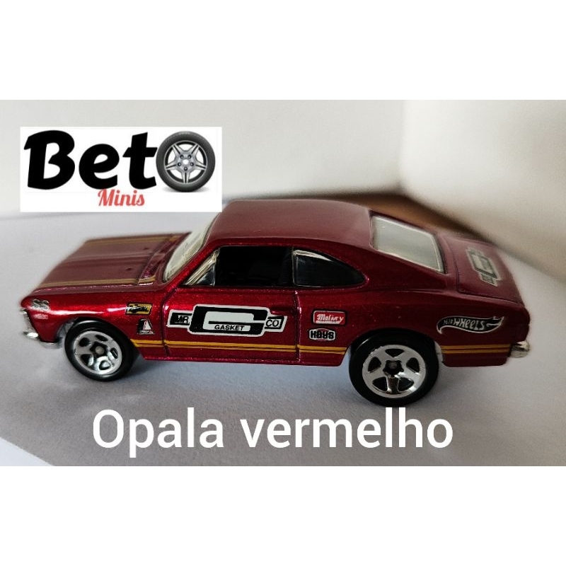 Opala Hot Wheels vermelho, sem embalagem