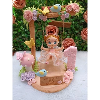 vela topo jardim encantado, menina no balanço, topo de biscuit (90,00 comprando por whatsapp) em Oferta na Shopee