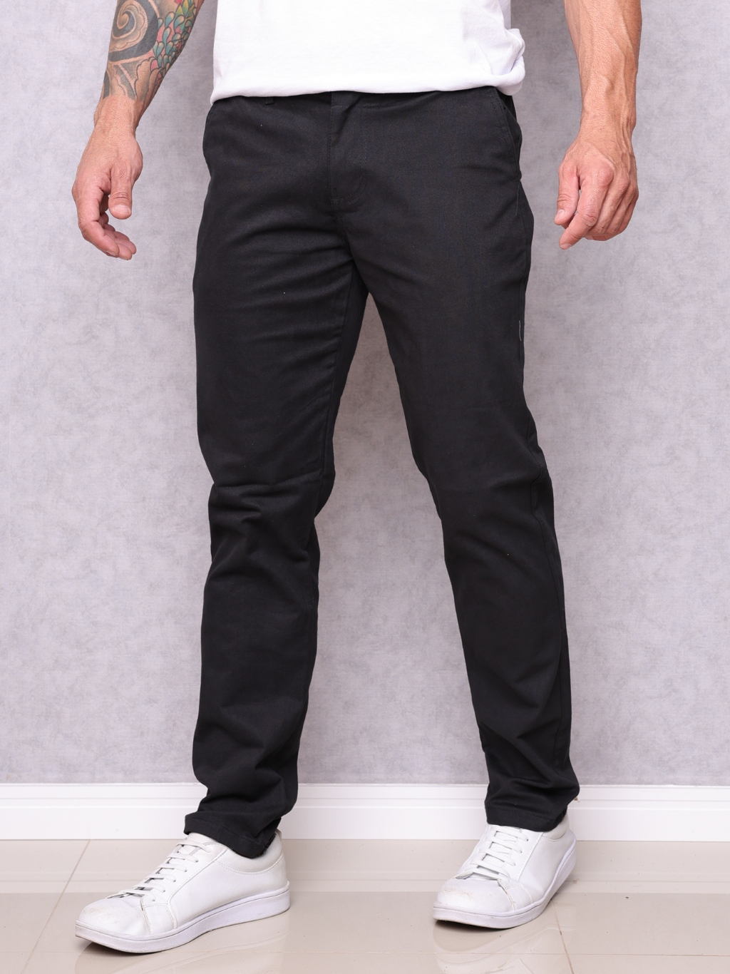 Calça de Sarja Masculina Slim Fit com Lycra