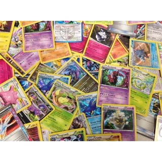150 Cartas Pokémon (20 brilhantes)