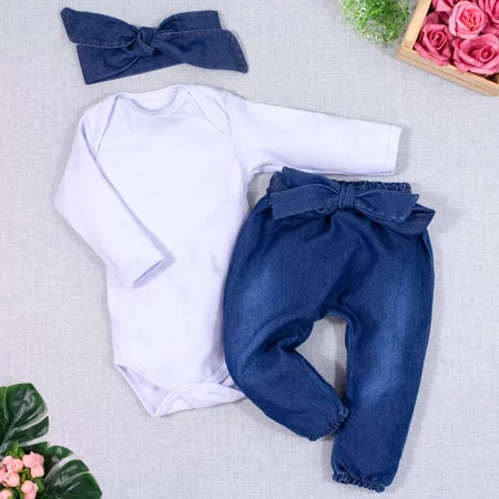Conjunto de bebê body e calça jeans com faixinha para meninas